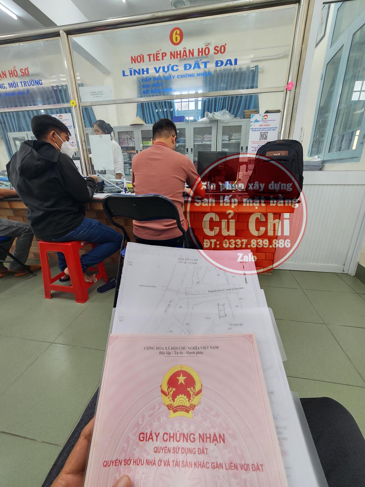 Nộp hồ sơ tại các cơ quan có thẩm quyền trong quá trình chuyển mục đích.jpg (300 KB)